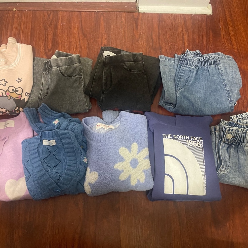Kids - Girls Long Sleeves . Pants . North Face H&M. Primark. Sanrio